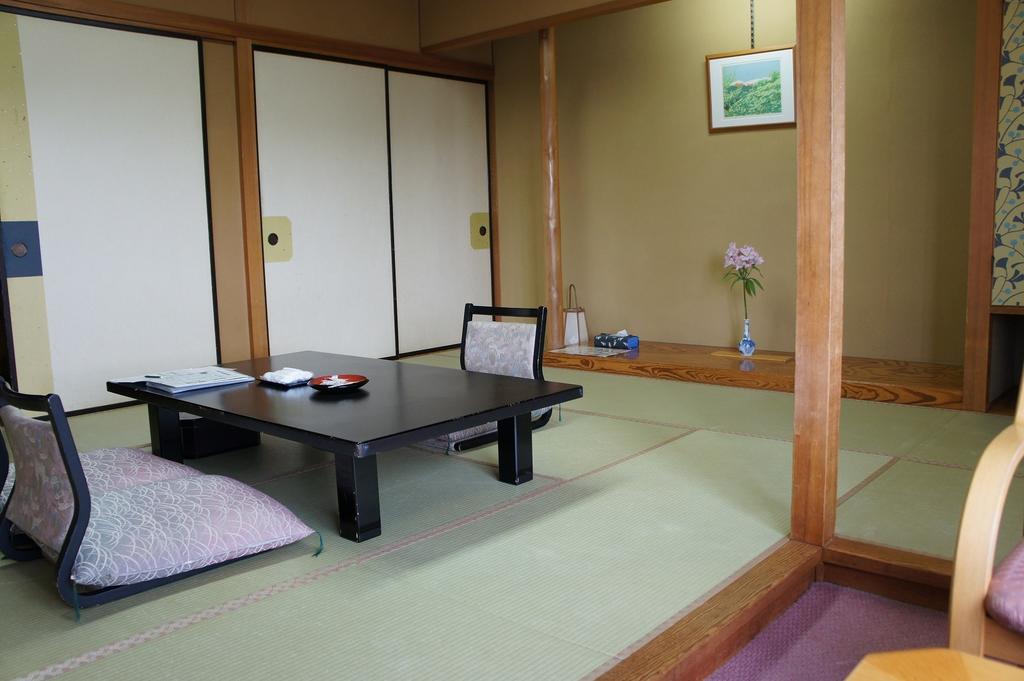 Minoya Hotel Yahiko Ruang foto
